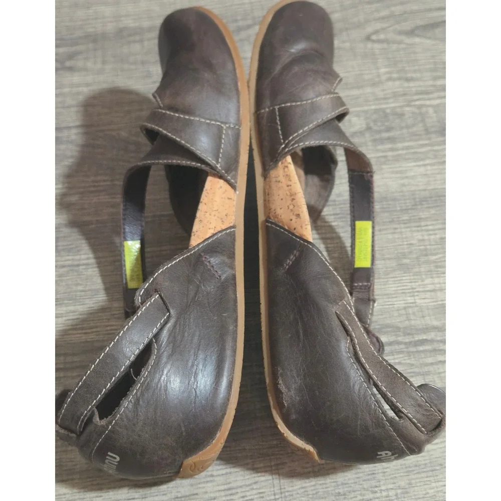 Ahnu Karma Latitude Cross Strap Adjustable Shoes Women Size 8.5 Brown